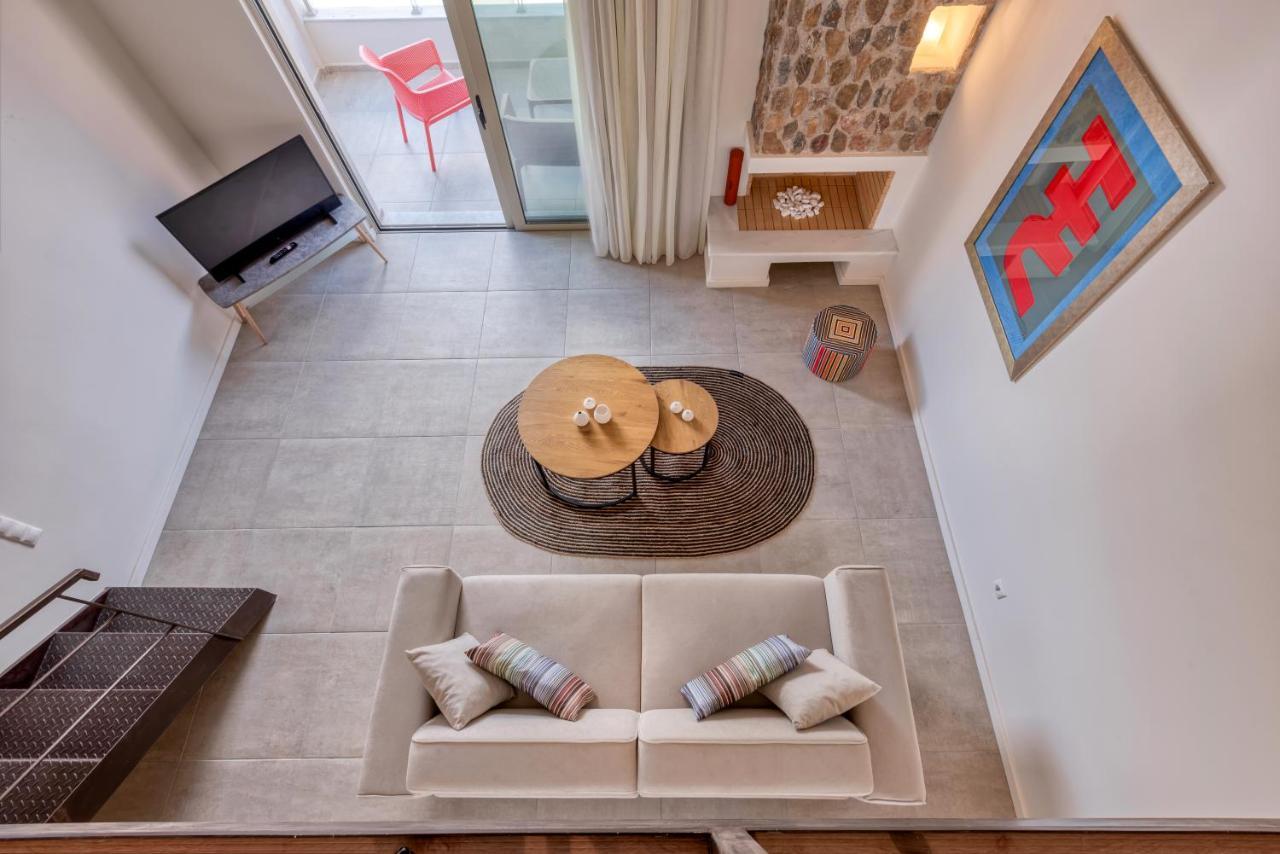 Saronis Suites Saronida Dış mekan fotoğraf