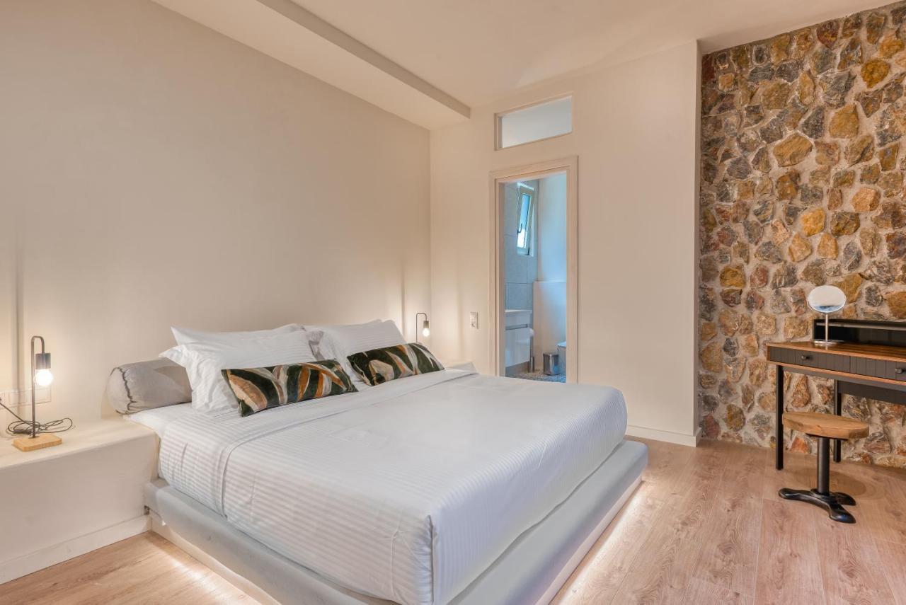 Saronis Suites Saronida Dış mekan fotoğraf