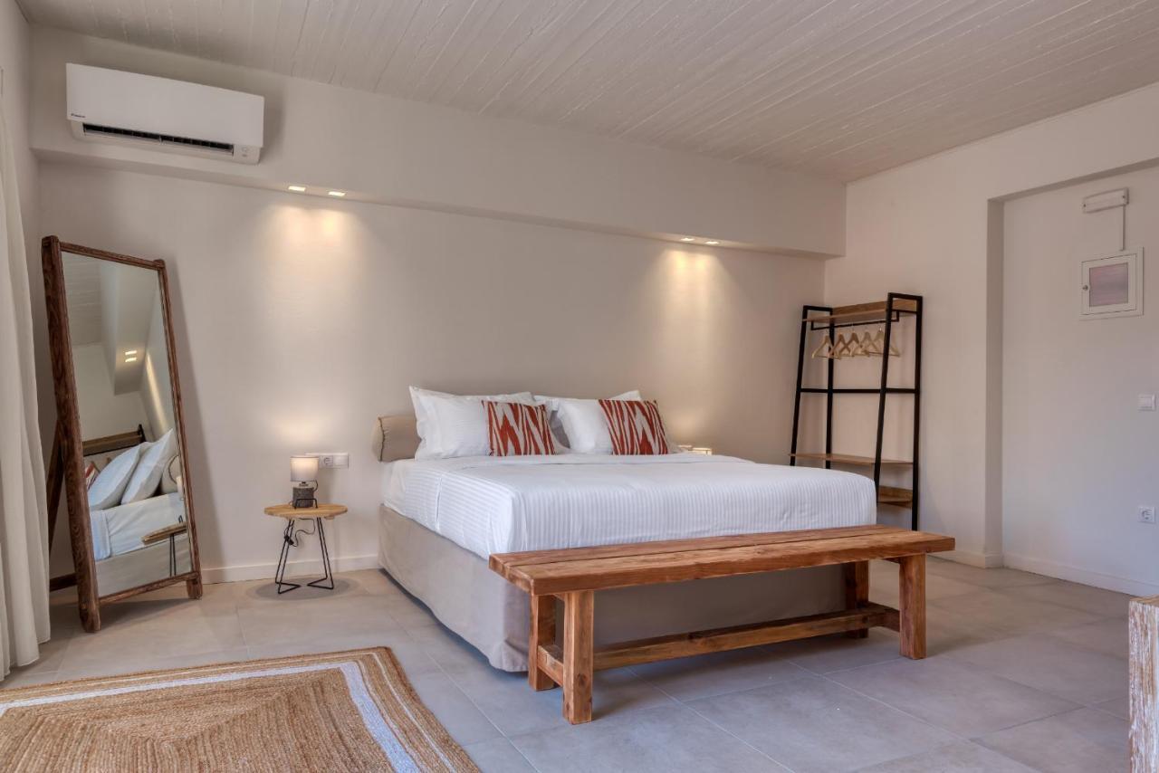 Saronis Suites Saronida Dış mekan fotoğraf