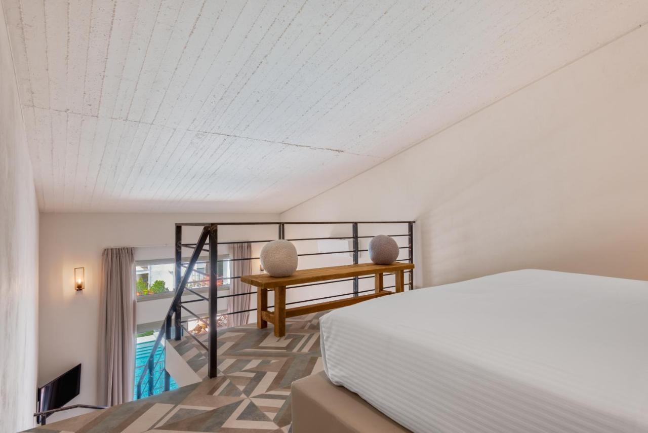 Saronis Suites Saronida Dış mekan fotoğraf