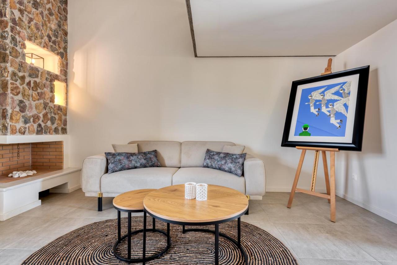 Saronis Suites Saronida Dış mekan fotoğraf