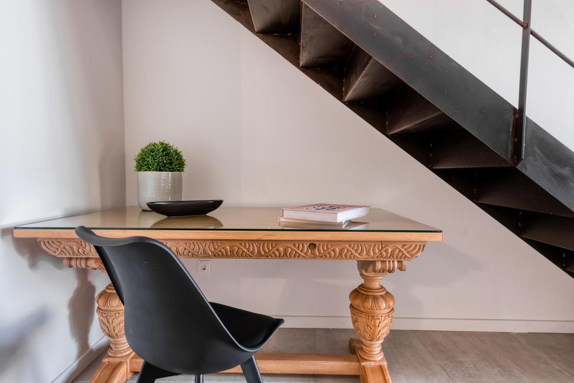 Saronis Suites Saronida Dış mekan fotoğraf
