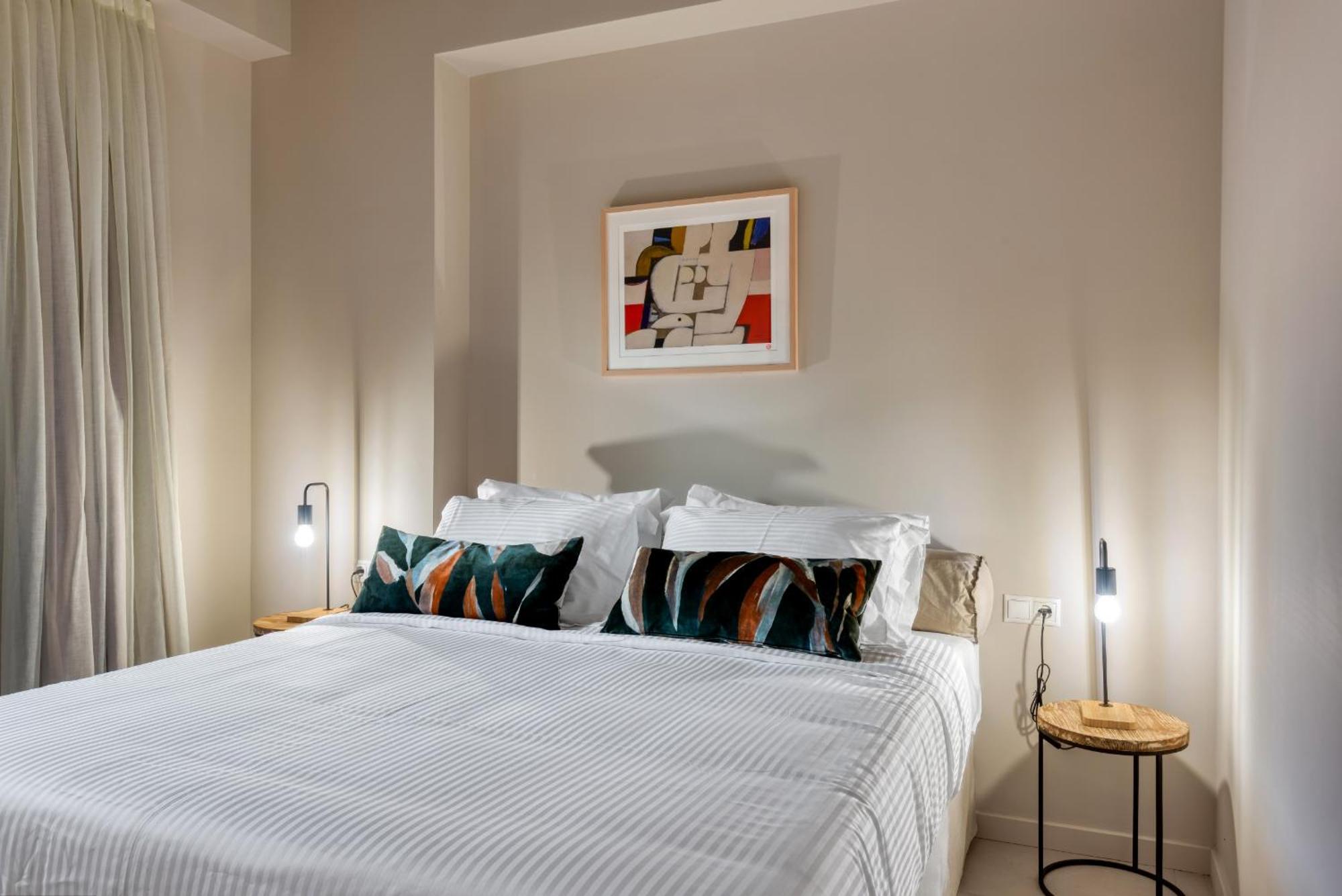 Saronis Suites Saronida Dış mekan fotoğraf