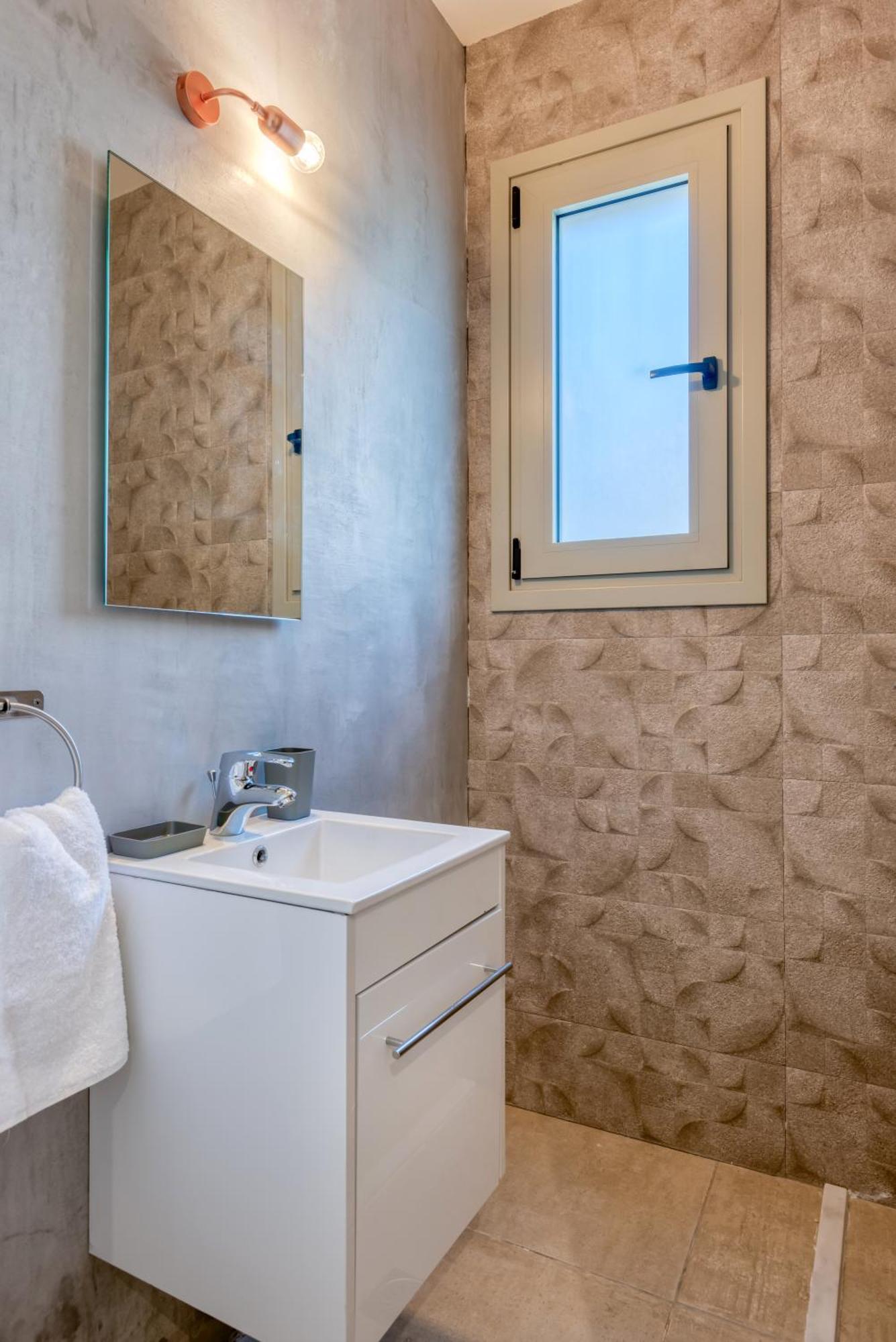 Saronis Suites Saronida Oda fotoğraf